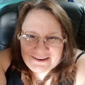 Meet your Posher, Carmella